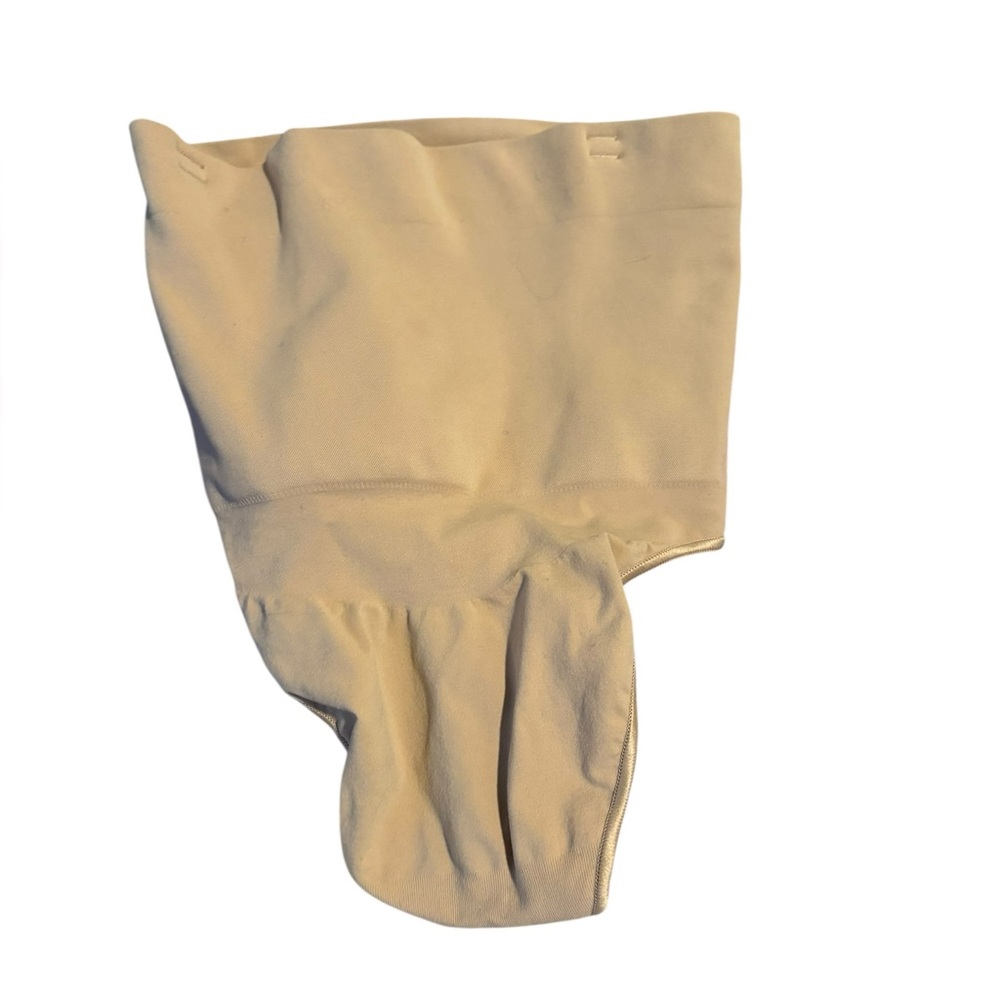Skims Shapewear Bottoms NWOT